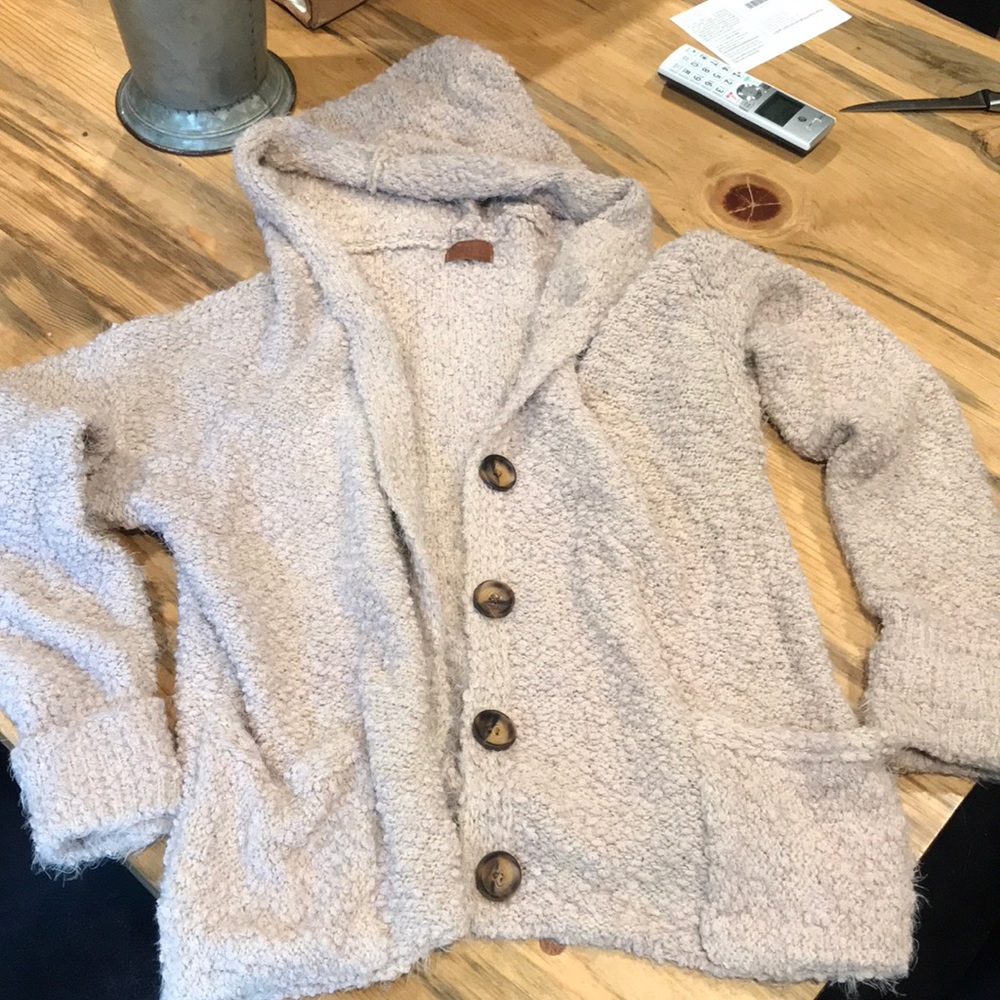 Brand new POL sweater size S